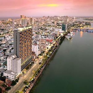 Wink Icon Hotel Danang Riverside - Luxury Suites - 24Hrs Stay & Rooftop Pool Bar